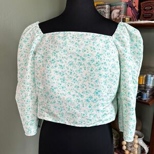 Levi’s Floral Puff Sleeve Crop Top Smocked Back XL‎ Cottagecore
